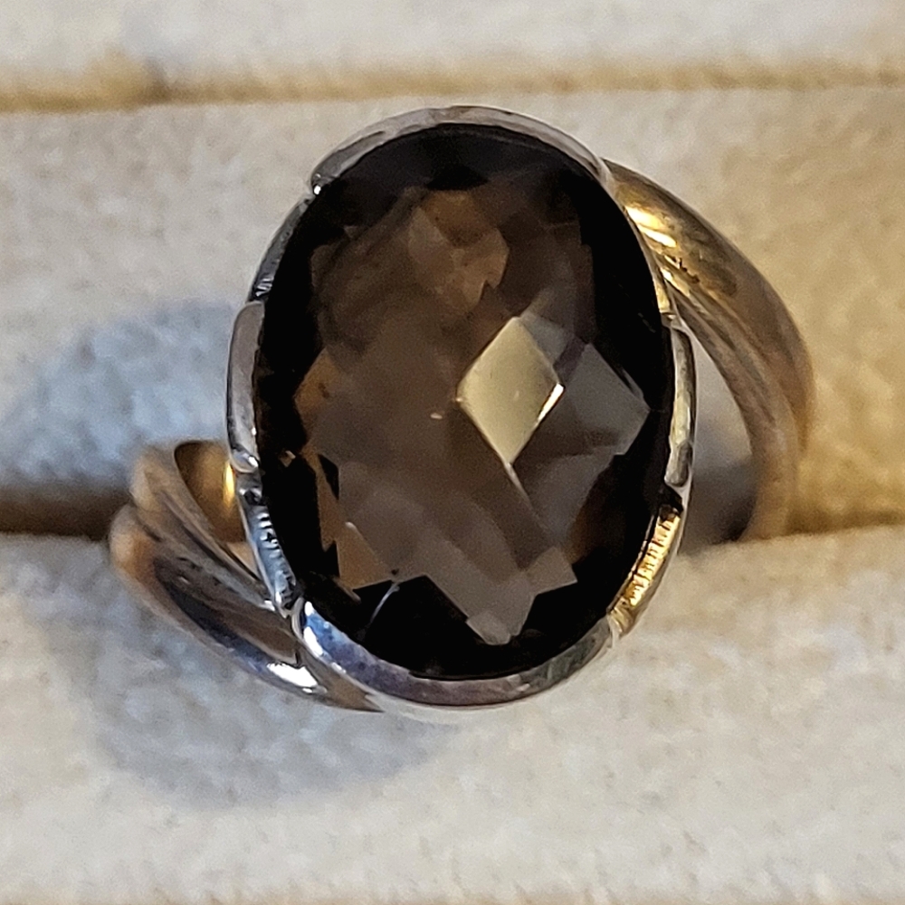Elegant .925 Sterling Silver Smokey Quartz Ring Size 6.5 (New)